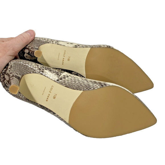 Cole Haan Grand OS Size 7.5M Faux Snakeskin Pumps Cream & Gray Career Shoes - Picture 9 of 12